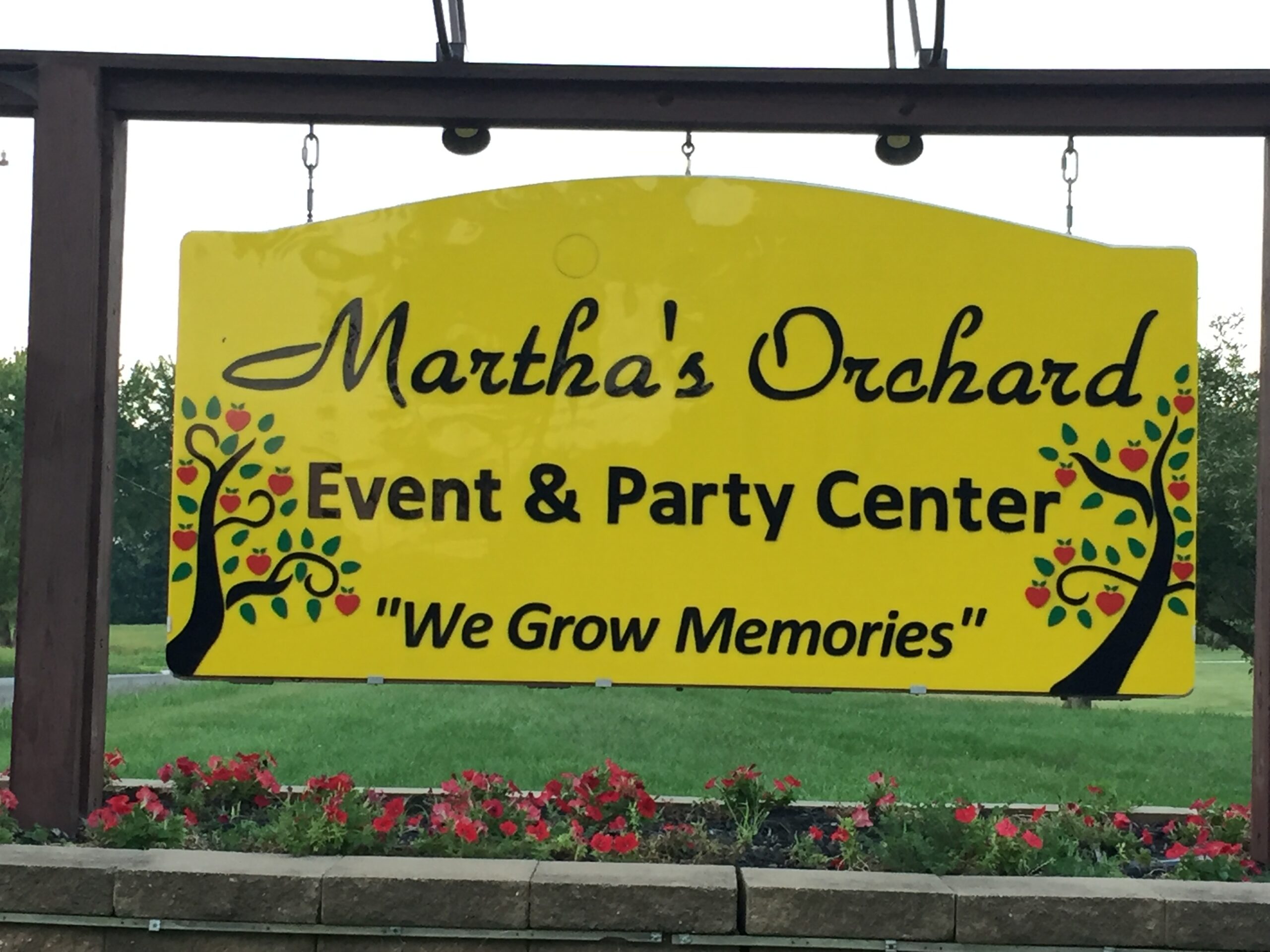 Central Indiana's largest wedding barn Martha's Orchard