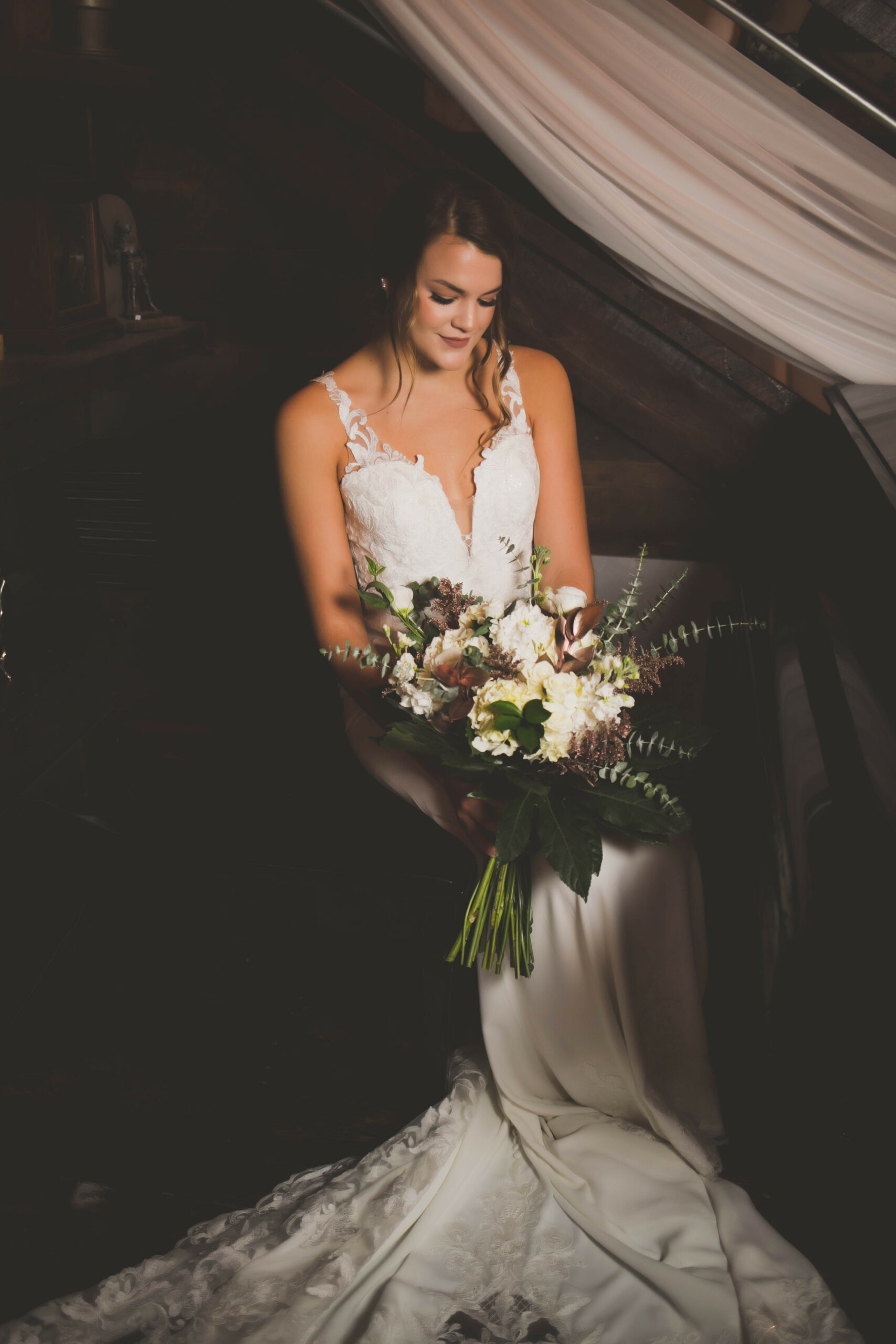 Geraldine's Supper Club bride flowers wedding venue