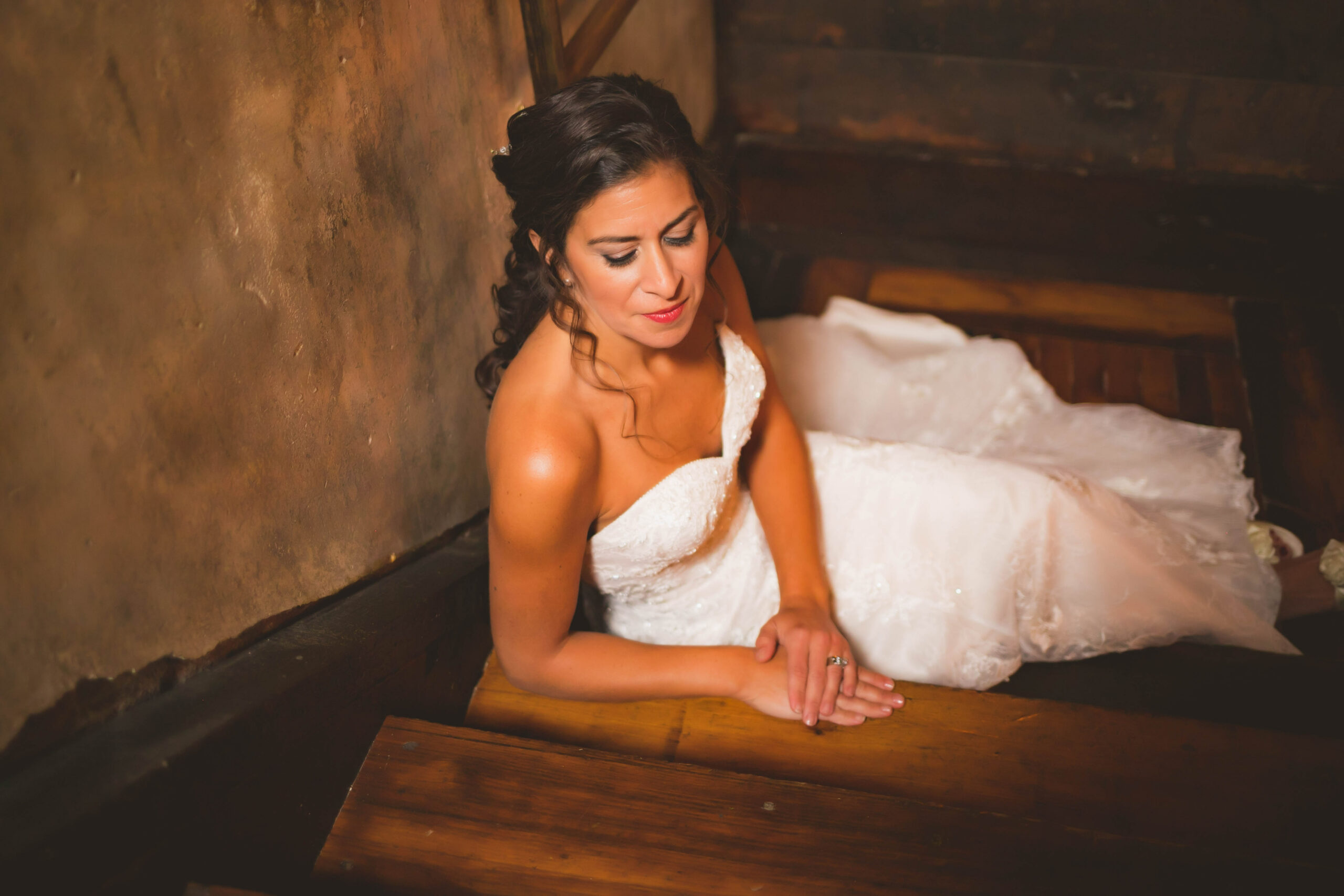 Geraldine's Supper Club & Lounge wedding venue bride on stairs